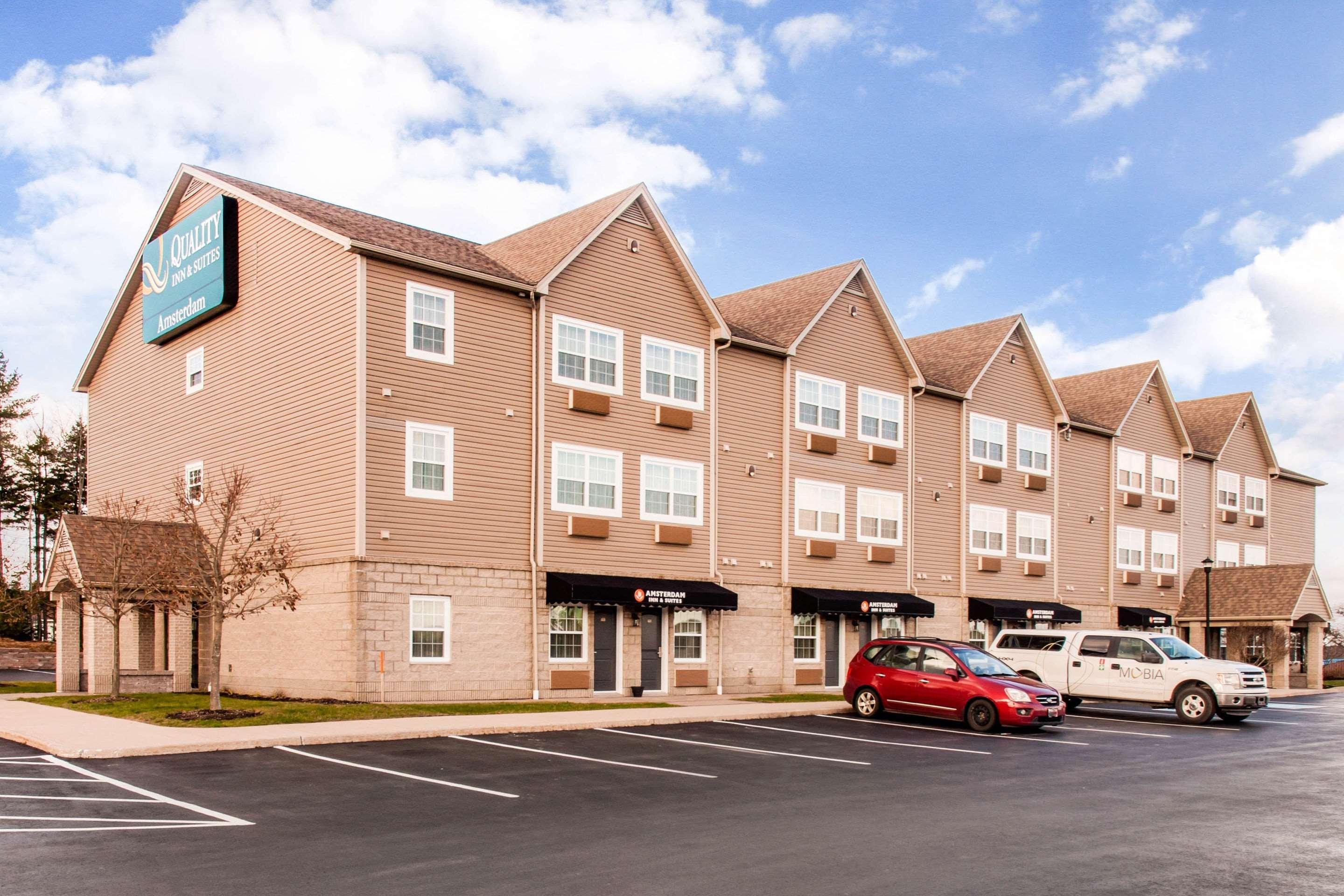 Quality Inn & Suites Quispamsis Rothesay Екстер'єр фото