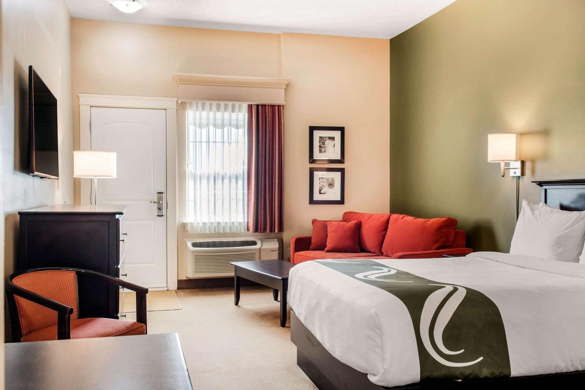 Quality Inn & Suites Quispamsis Rothesay Екстер'єр фото