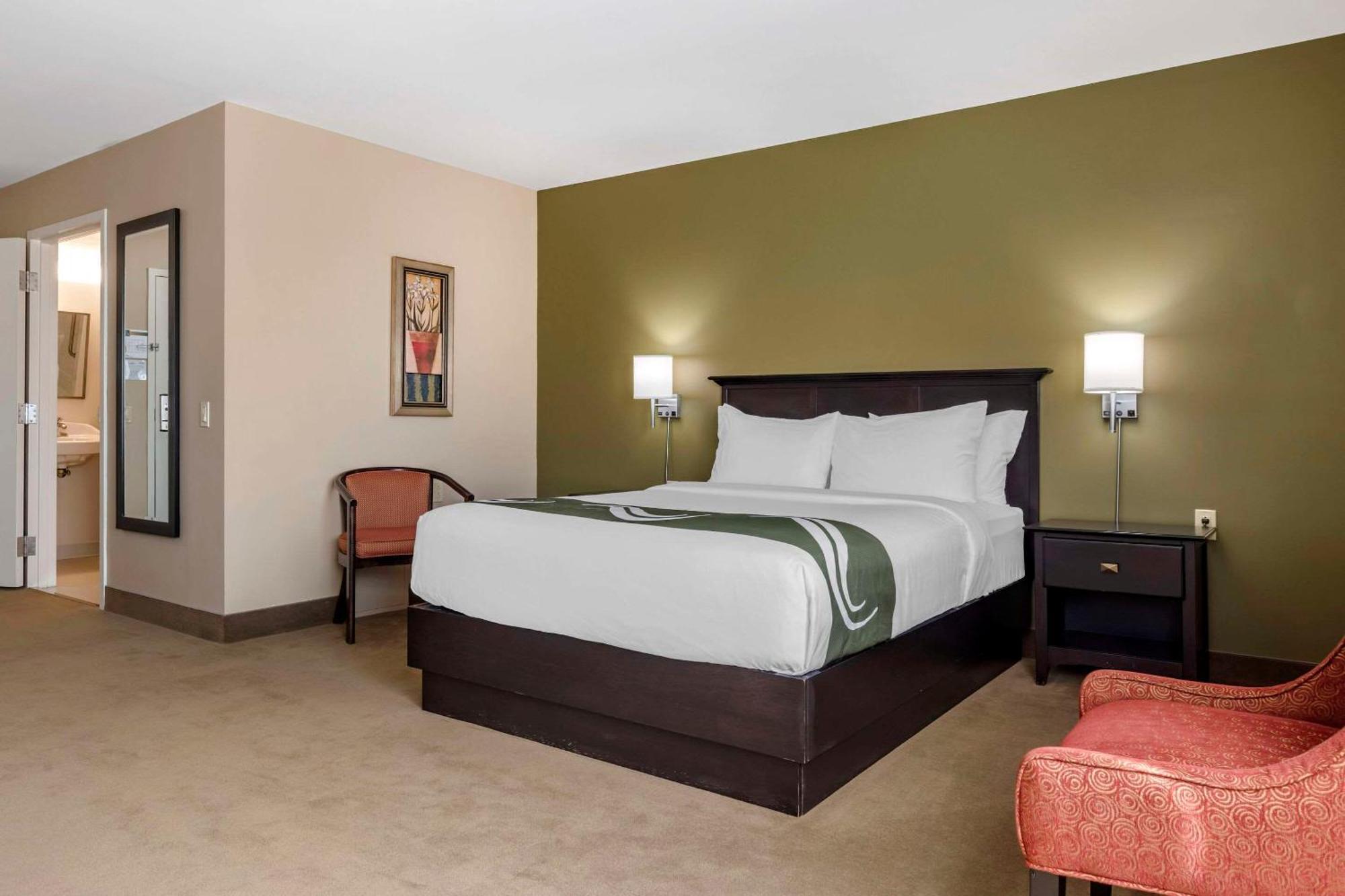 Quality Inn & Suites Quispamsis Rothesay Екстер'єр фото